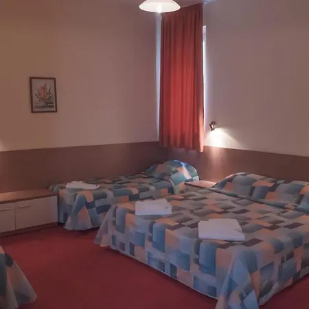 Park Persey 3*